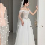 TVC792 Váy Cưới Đi Bàn, Đầm Cưới Dáng Xuông, Trễ Vai, Hoạ Tiết