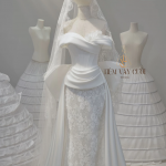 TVC850 Váy Cưới Đi Bàn, Váy Cưới Cô Dâu, Đầm Cưới Đuôi Cá, Bệt Vai Ngang, Xếp Ly, Tà Kèm Nơ Rời