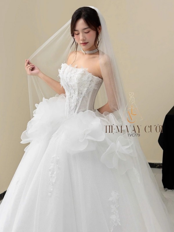 TVC779 Váy Cưới Đi Tiệc, Đầm Cưới Dáng Xuông, Cúp ngực, Xếp Tầng