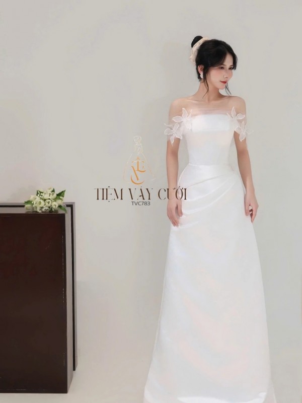 TVC783 Váy Cưới Đi Bàn, Đầm Cưới Xuông, Bệt Vai Ngang, Nhẹ Nhàng