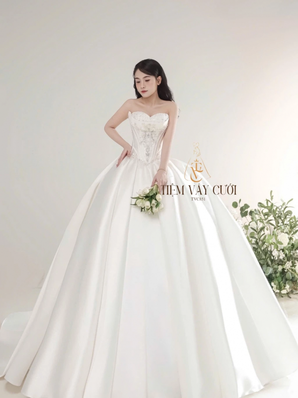 TVC851 Váy Cưới Làm Lễ, Váy Cưới Cô Dâu, Đầm Cưới Đi Tiệc, Cúp Ngực, Tùng Bồng, Xếp Ly
