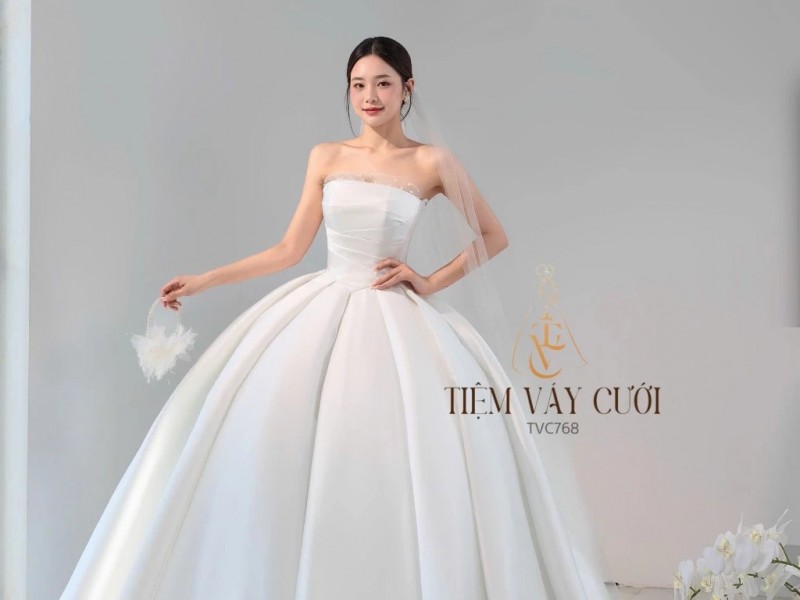 TVC768 Váy Cưới Làm Lễ, Đầm Cưới Đi Tiệc, Cúp Ngực, Tùng Xếp Ly