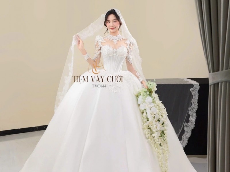TVC844 Váy Cưới Làm Lễ, Đầm Cưới Dáng Xoè Bồng Bềnh, Dài Tay, Cúp Ngực, Đính Đá